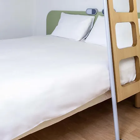 Ibis Budget Caen Hotel