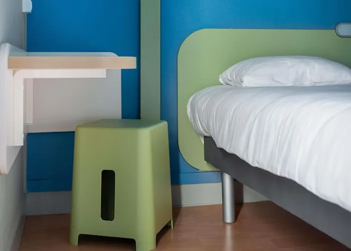 Hotel Ibis Budget Caen 2*